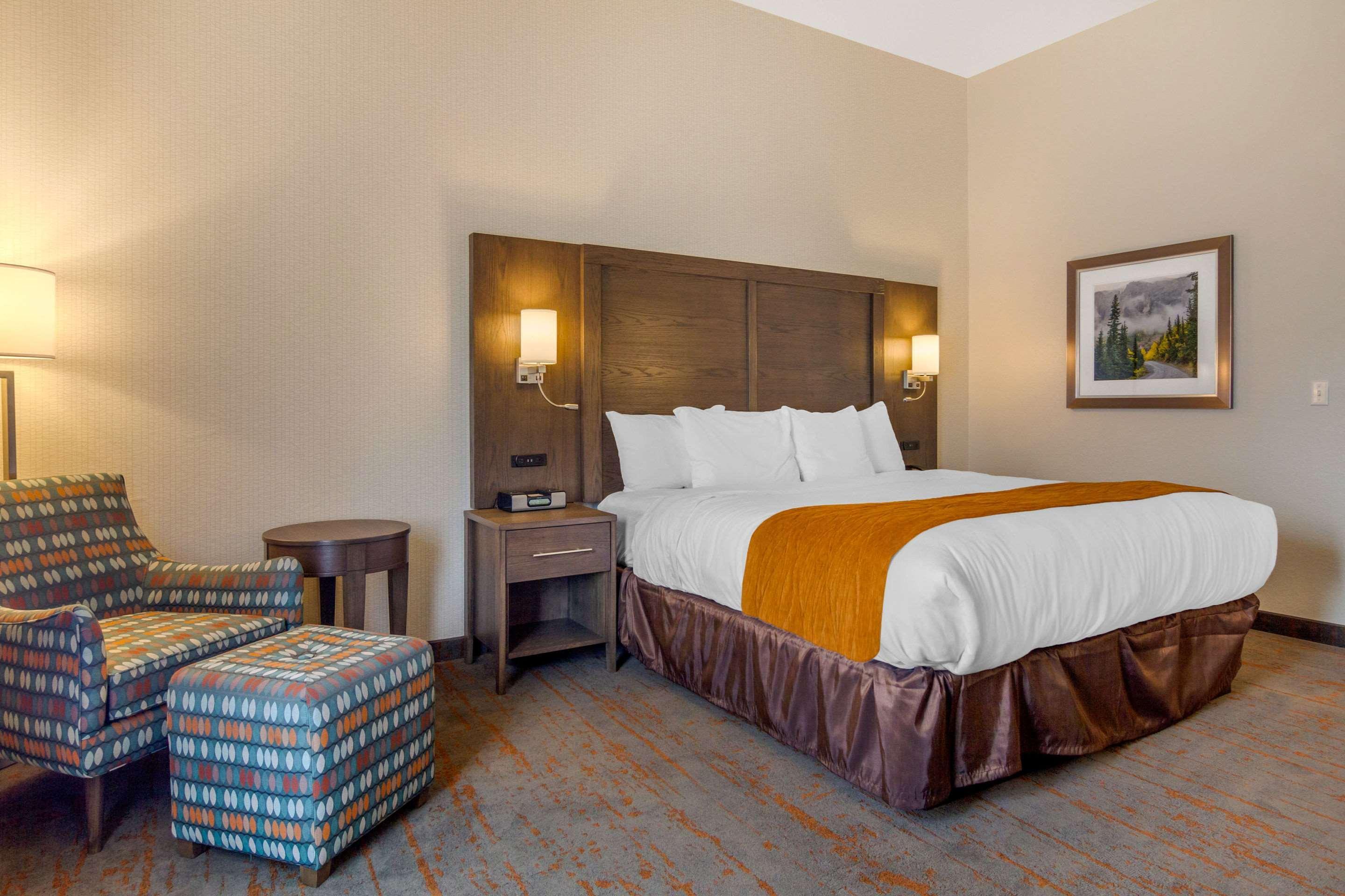 Comfort Inn & Suites Brighton Denver Ne Medical Center Esterno foto