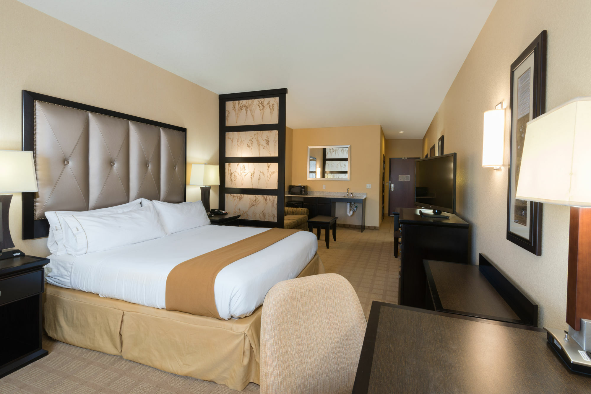 Comfort Inn & Suites Brighton Denver Ne Medical Center Esterno foto